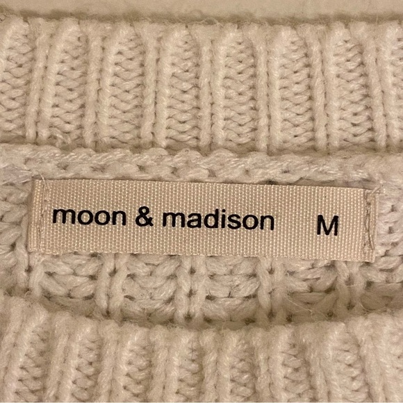 Moon & Madison Women’s Anthropologie Striped Knit Sweater M Cropped Boxy Boho - Picture 3 of 9